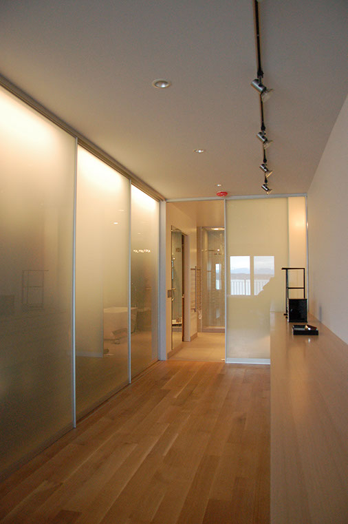 Image of Hanna Condominium